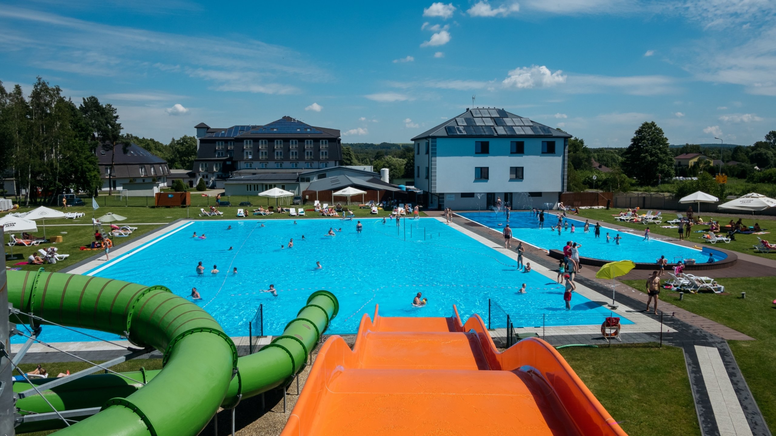 hotel-z-aquaparkiem-i-basenem-zewn-trznym-hotel-villa-verde