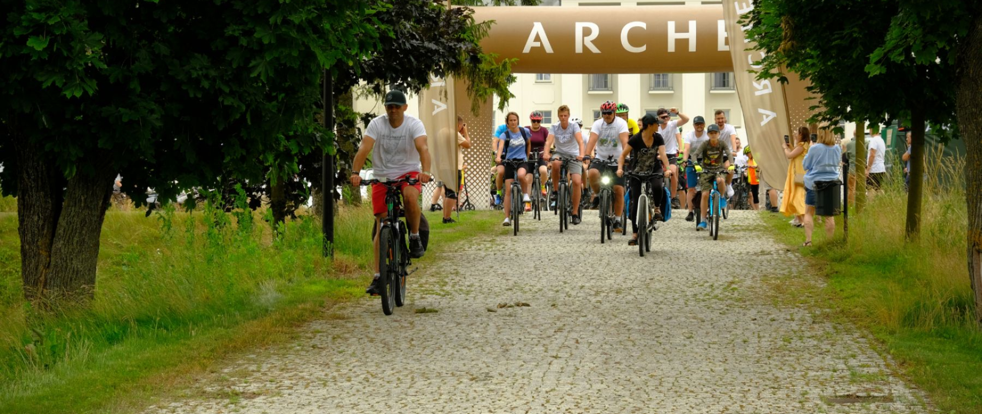 6 lipca: Rajd Rowerowy Szlakiem Nadbużańskich Dworów i Pensjonatów