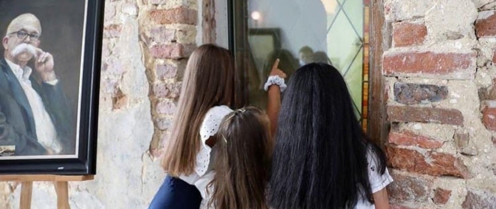 ZAMKOWI ODKRYWCY: Edukacyjno-rekreacyjny pobyt dla Szkół