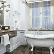 Pokoje i apartamenty