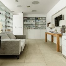 Dr Irena Eris Beauty Partner