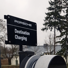 Stacja Ładowania Samochodów Elektrycznych – W trosce o przyszłość