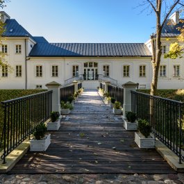 Hotel i jego otoczenie