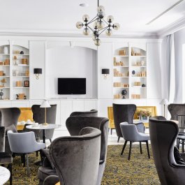 Hotel i jego otoczenie