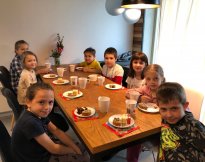 Pomagamy: Bezpieczne schronienia dla ukraińskich dzieci z dom&oacute;w dziecka 