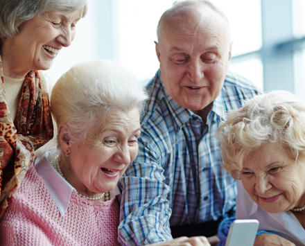 SENIORZY ODPOCZYWAJĄ TANIEJ!