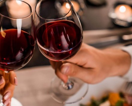 NOCLEG Z KOLACJĄ WALENTYNKOWĄ