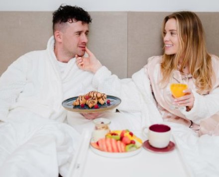 Śniadanie do ł&oacute;żka - oferta Walentynkowa