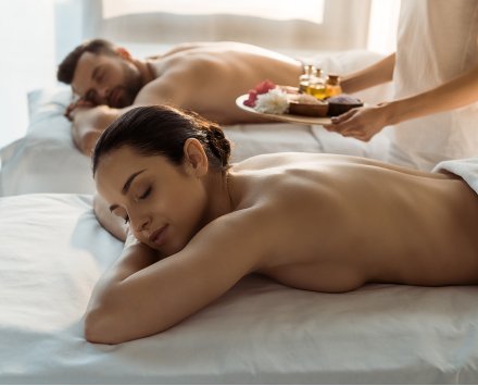 Aroma Candle Senses: Masaż dla dwojga gorącymi świecami