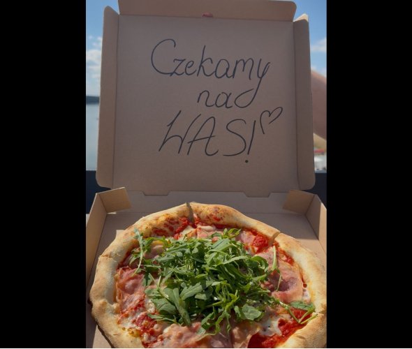 PIZZA NA PLAŻY?
