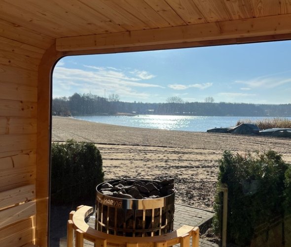 SAUNFA FIŃSKA NA PLAŻY
&nbsp;
