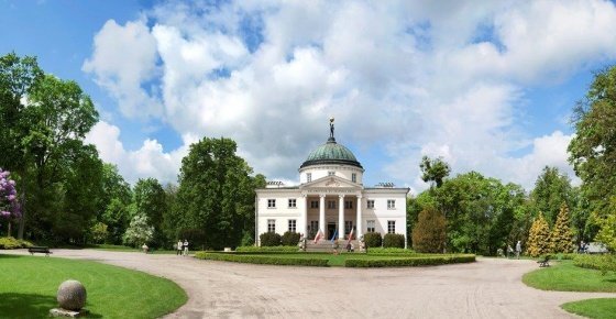 THE LUBOSTROŃ PALACE