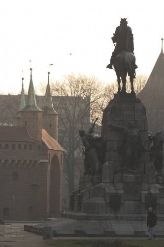 Pomnik Grunwaldzki na placu Jana Matejki Wiosna/CRW_1308_s.jpg