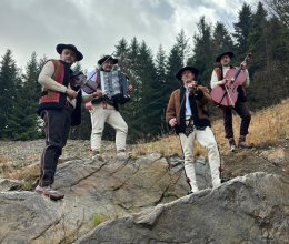 Wiecz&oacute;r z kapelą Kierpce